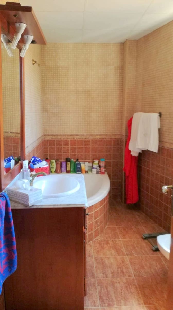 6 quarto Moradia para venda em Estacion de Cartama com garagem - 735 000 € (Ref: 9058212)