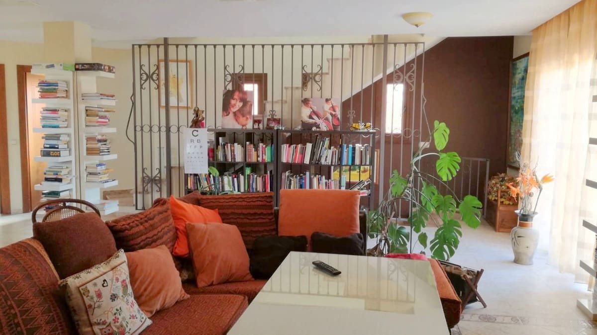6 quarto Moradia para venda em Estacion de Cartama com garagem - 735 000 € (Ref: 9058212)