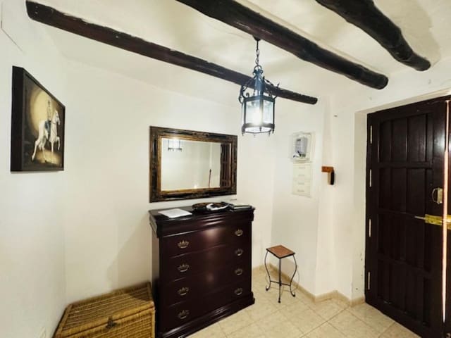 Casa de 3 habitaciones en Estepa en venta - 99.000 € (Ref: 9066567)