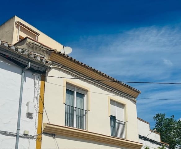 2 soveværelse Lejlighed til salg i Fuente de Piedra med swimmingpool - € 99.500 (Ref: 9066741)