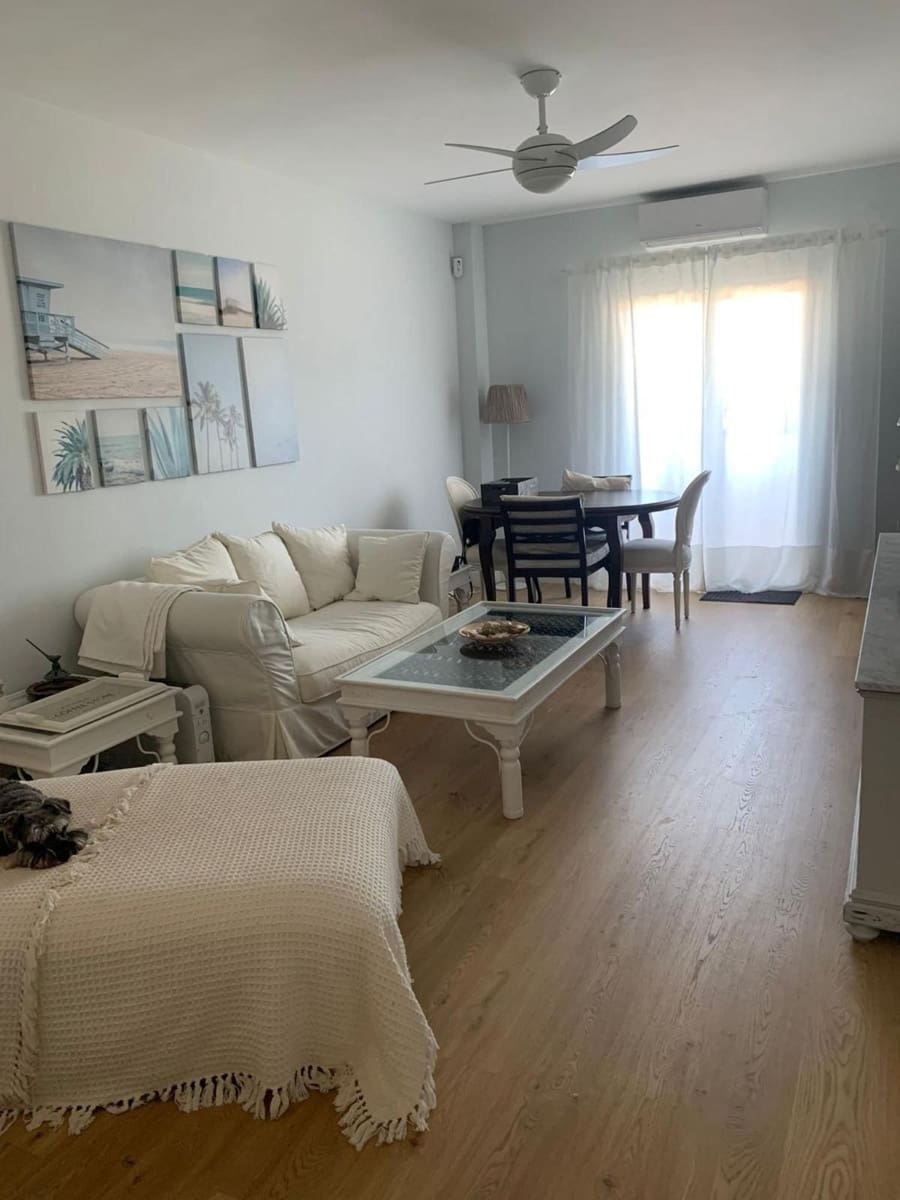 2 bedroom Apartment for sale in Alhaurin de la Torre with pool garage - € 320,000 (Ref: 9082663)