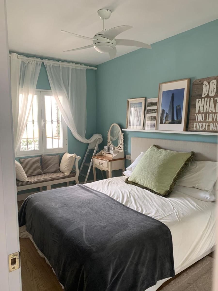 2 bedroom Apartment for sale in Alhaurin de la Torre with pool garage - € 320,000 (Ref: 9082663)