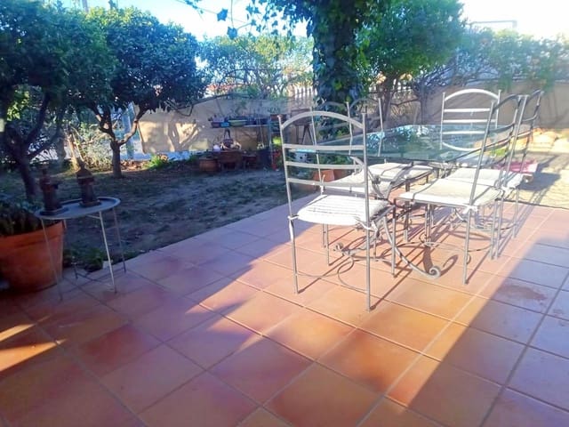 4 sypialnia Willa na sprzedaż w Alhaurín de la Torre z basenem garażem - 360 000 € (Ref: 9108034)