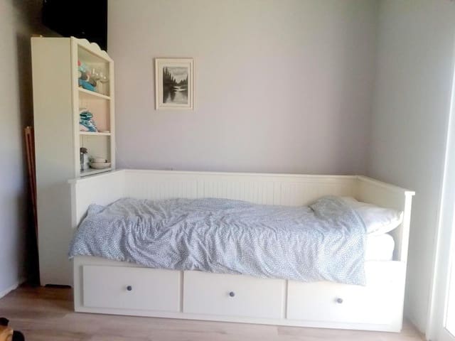 Chalet de 4 habitaciones en Alhaurín de la Torre en venta con piscina garaje - 360.000 € (Ref: 9108034)