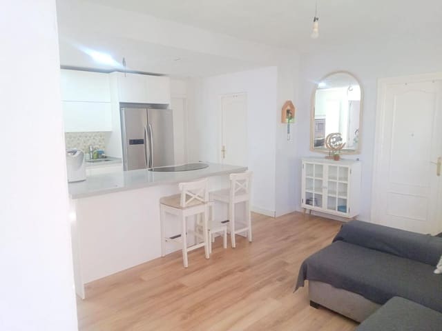 Chalet de 4 habitaciones en Alhaurín de la Torre en venta con piscina garaje - 360.000 € (Ref: 9108034)