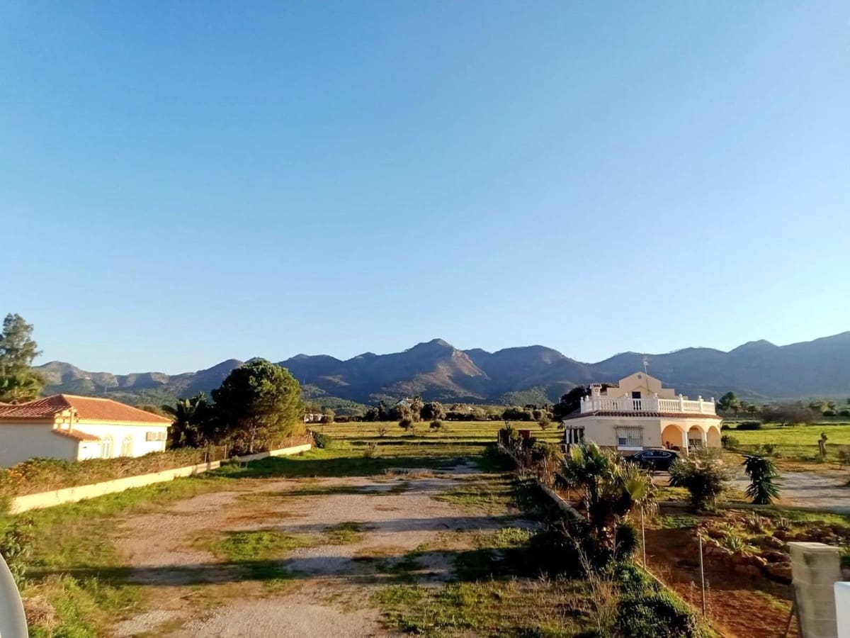 4 bedroom Villa for sale in Alhaurin de la Torre with pool garage - € 360,000 (Ref: 9108034)