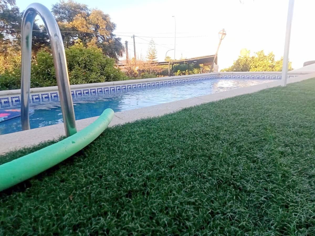 4 bedroom Villa for sale in Alhaurin de la Torre with pool garage - € 360,000 (Ref: 9108034)