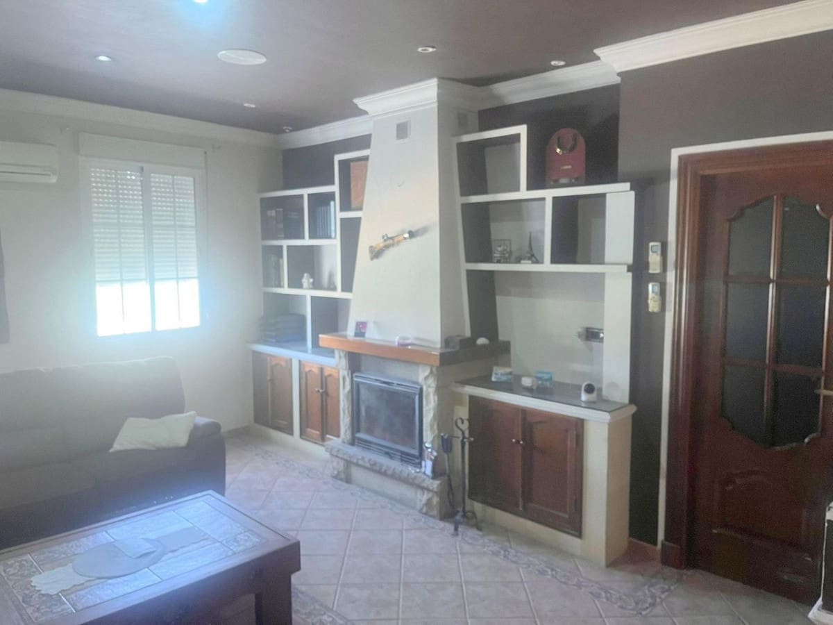 Ático de 3 habitaciones en Sierra de Yeguas en venta - 125.000 € (Ref: 9108121)