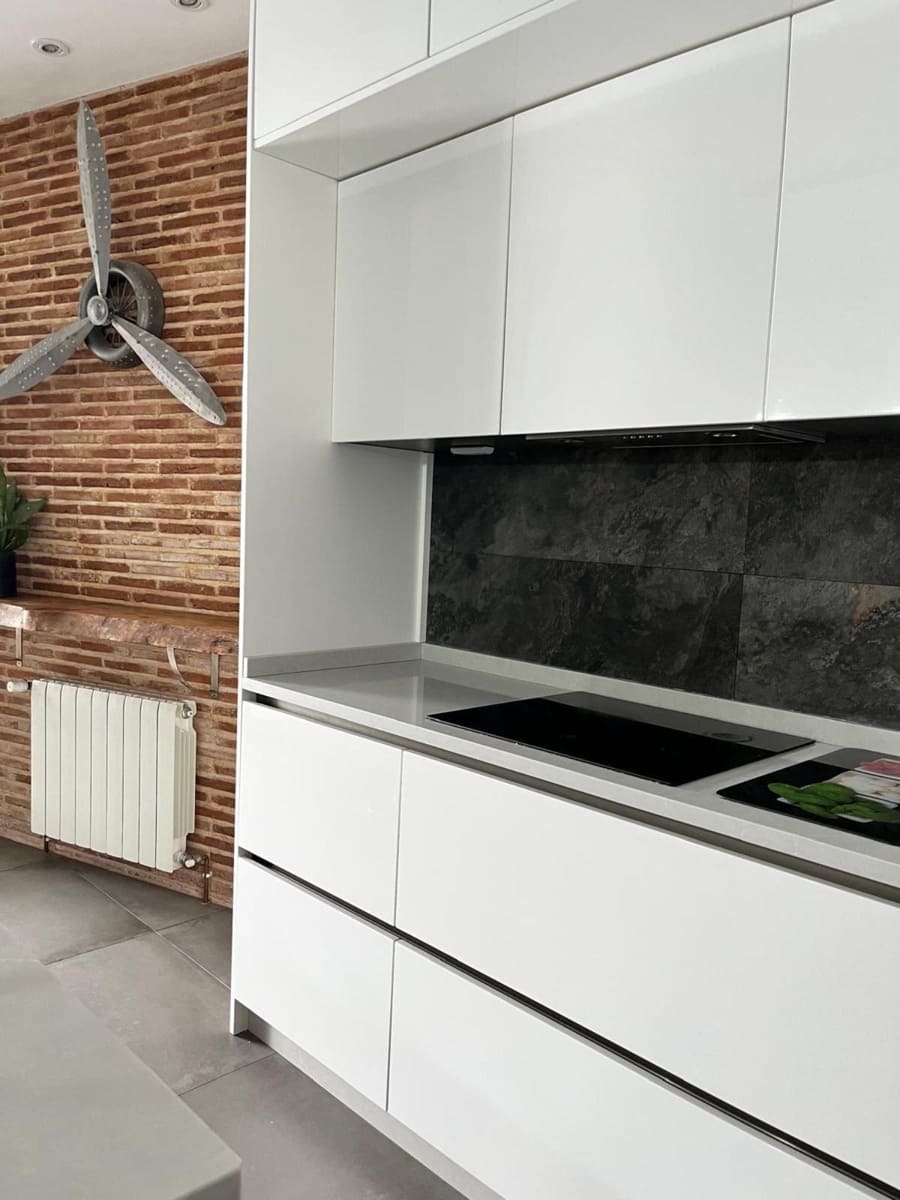 3 soveværelse Villa til salg i Estepa med swimmingpool garage - € 315.000 (Ref: 9109351)