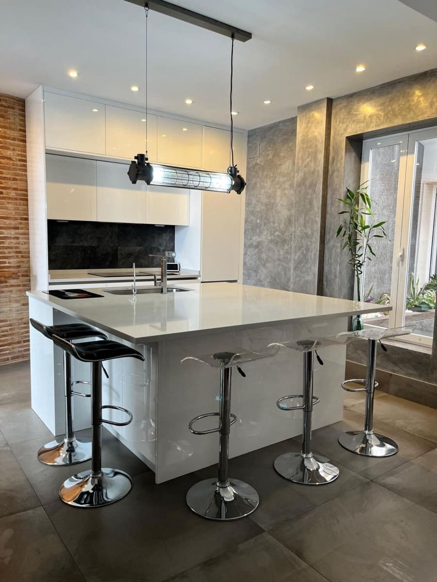 3 soveværelse Villa til salg i Estepa med swimmingpool garage - € 315.000 (Ref: 9109351)