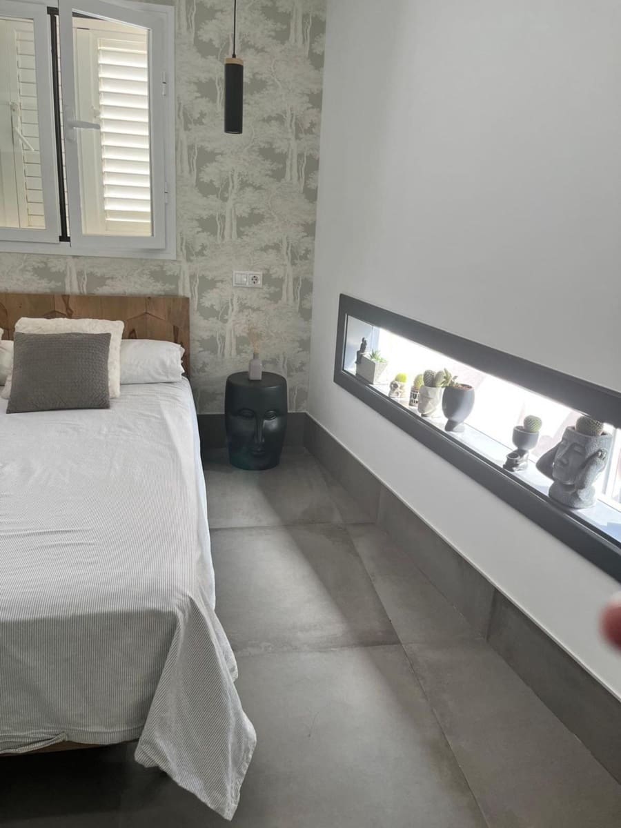 3 soveværelse Villa til salg i Estepa med swimmingpool garage - € 315.000 (Ref: 9109351)