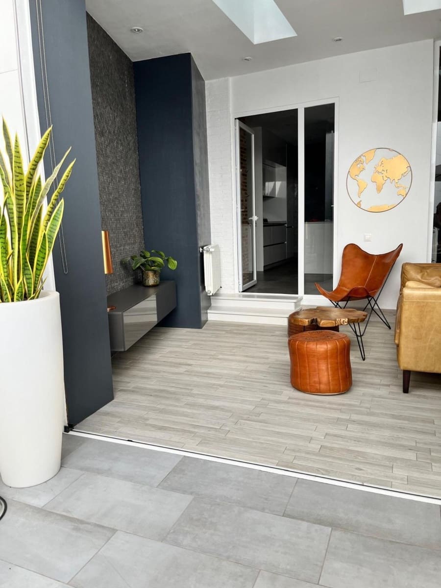 3 soveværelse Villa til salg i Estepa med swimmingpool garage - € 315.000 (Ref: 9109351)