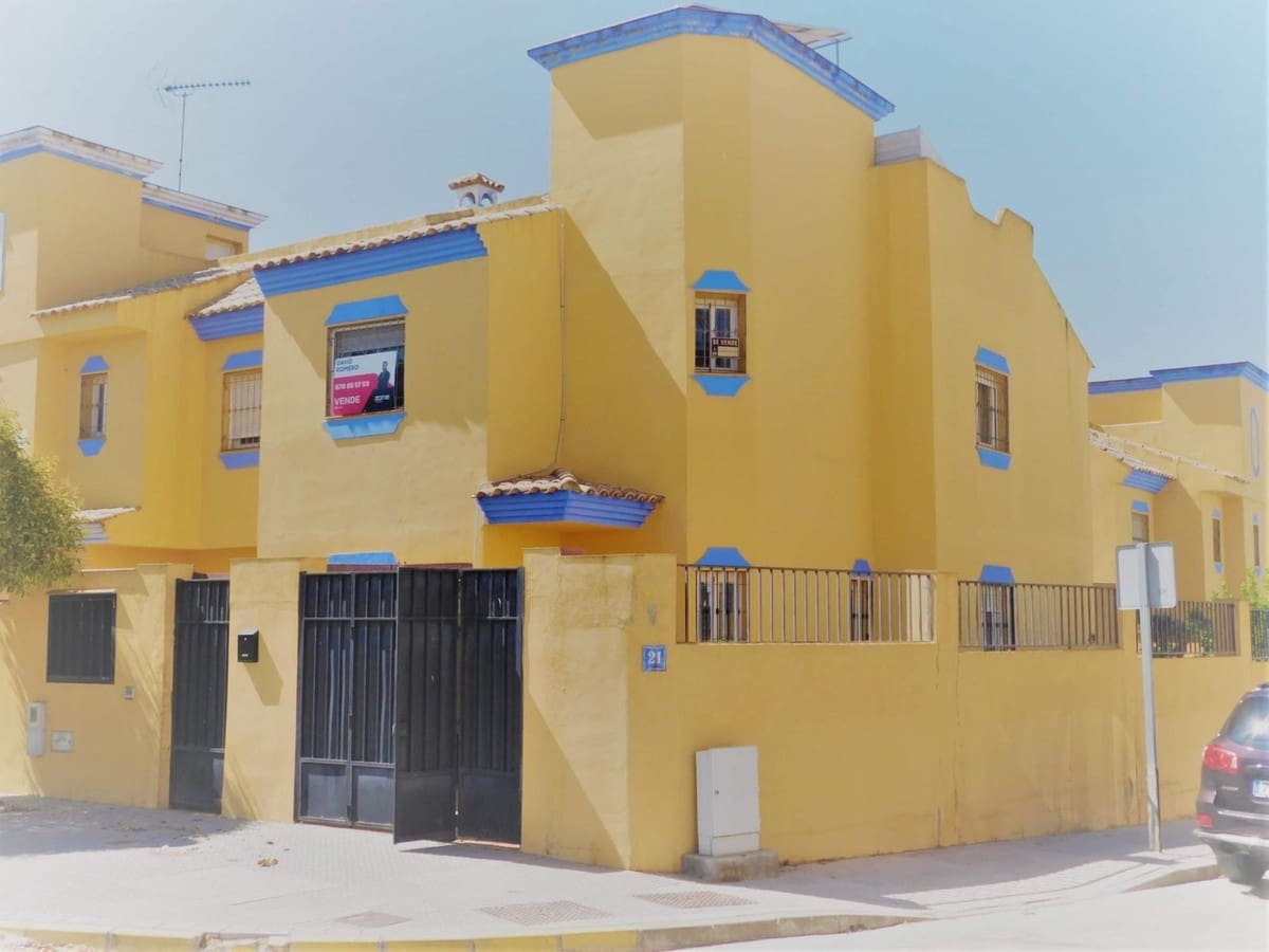 4 slaapkamer Huis te koop in Sierra de Yeguas met zwembad garage - € 225.000 (Ref: 9109352)