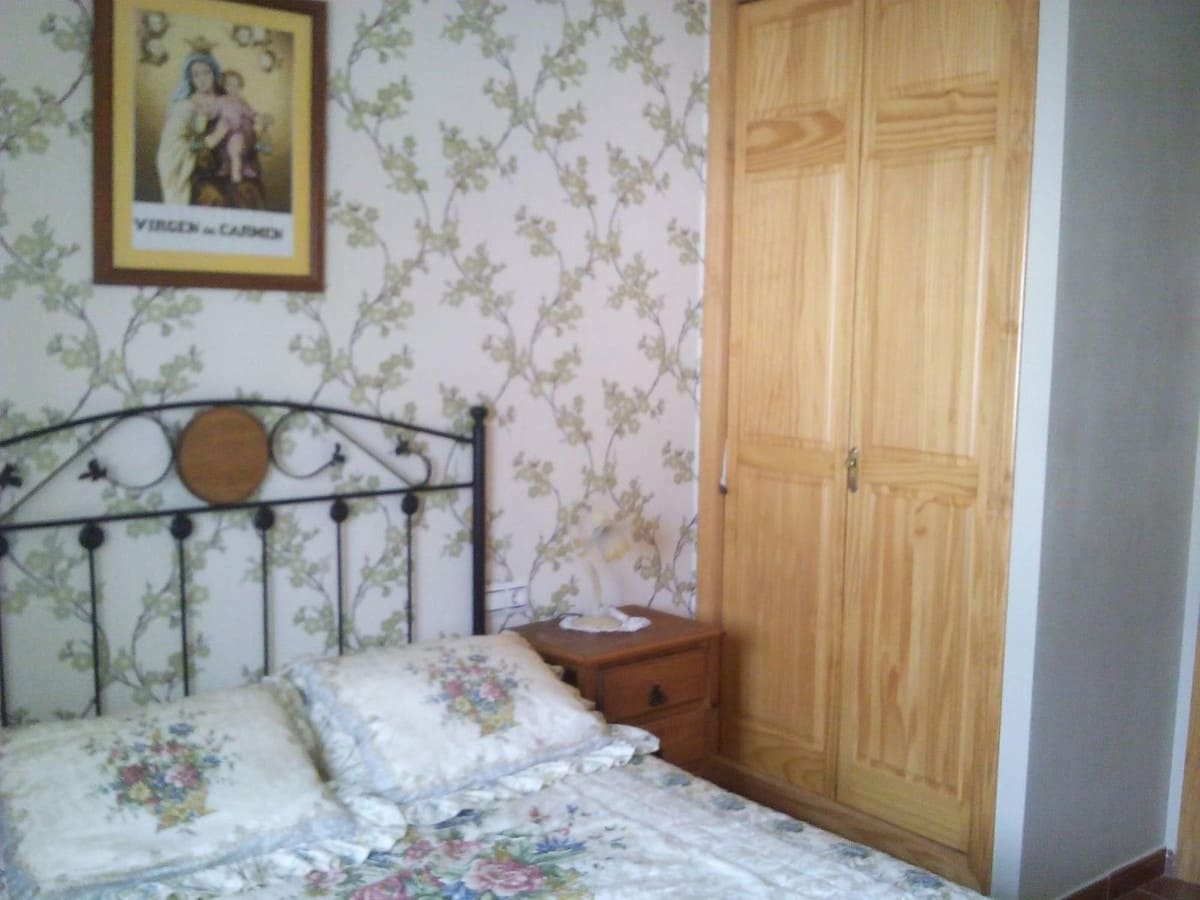 4 slaapkamer Huis te koop in Sierra de Yeguas met zwembad garage - € 225.000 (Ref: 9109352)