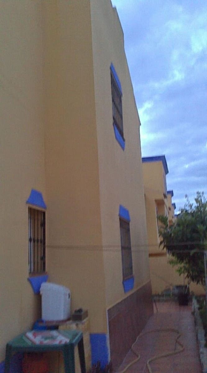 4 slaapkamer Huis te koop in Sierra de Yeguas met zwembad garage - € 225.000 (Ref: 9109352)