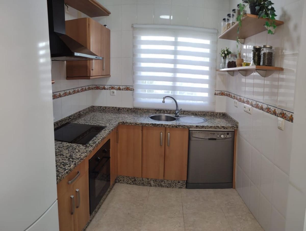 4 soverom Villa til salgs i Antequera med svømmebasseng garasje - € 255 000 (Ref: 9113060)