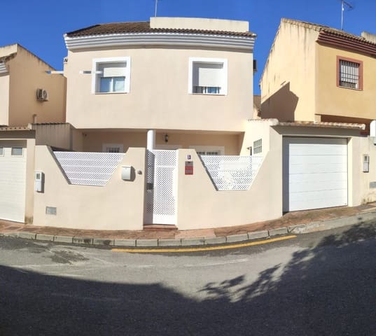 4 soveværelse Villa til salg i Antequera med swimmingpool garage - € 255.000 (Ref: 9113060)