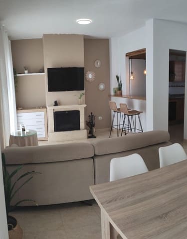 4 soveværelse Villa til salg i Antequera med swimmingpool garage - € 255.000 (Ref: 9113060)