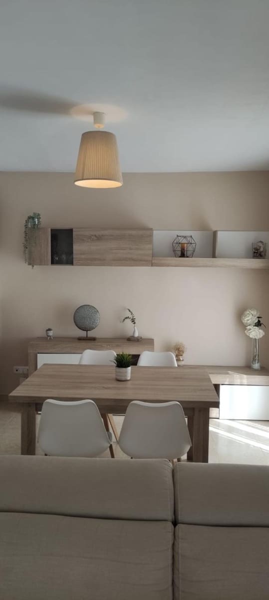 4 soveværelse Villa til salg i Antequera med swimmingpool garage - € 255.000 (Ref: 9113060)