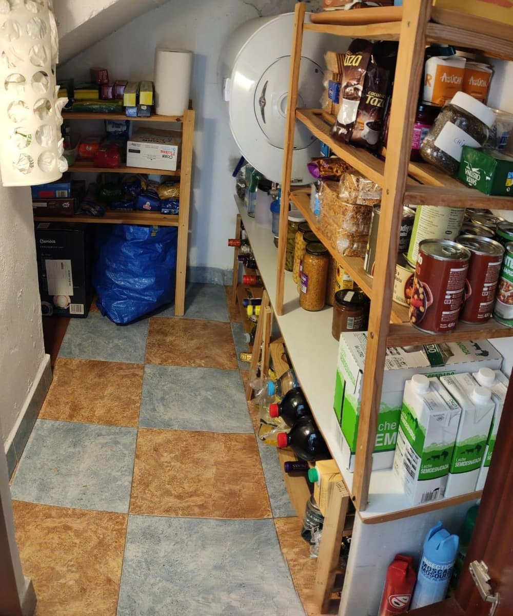 4 soveværelse Villa til salg i Antequera med swimmingpool garage - € 255.000 (Ref: 9113060)