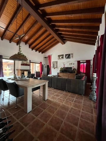 3 quarto Quinta/Casa Rural para venda em Alhaurín el Grande com piscina garagem - 495 000 € (Ref: 9184312)