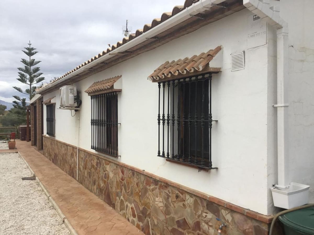 3 quarto Quinta/Casa Rural para venda em Alhaurin el Grande com piscina garagem - 495 000 € (Ref: 9184312)