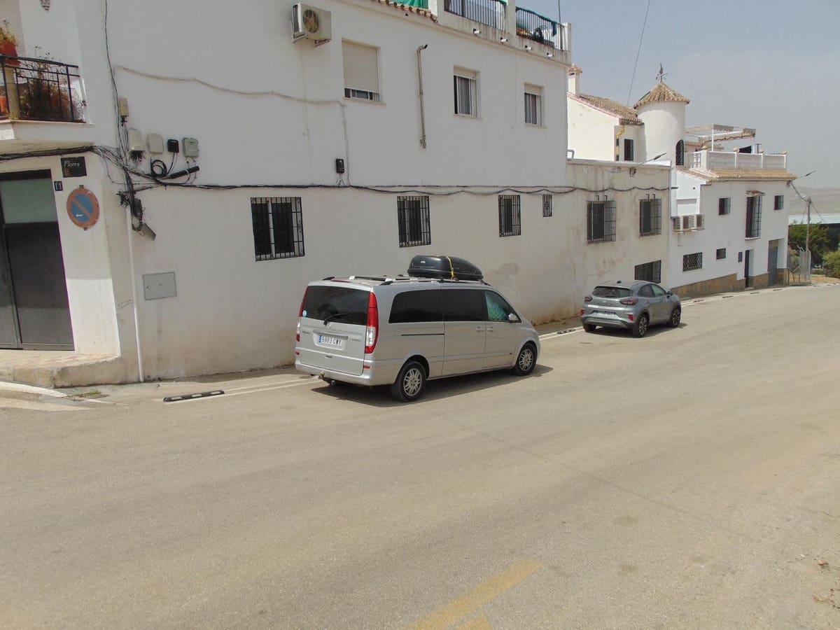 Commercieel te koop in Alhaurin el Grande - € 650.000 (Ref: 9193075)