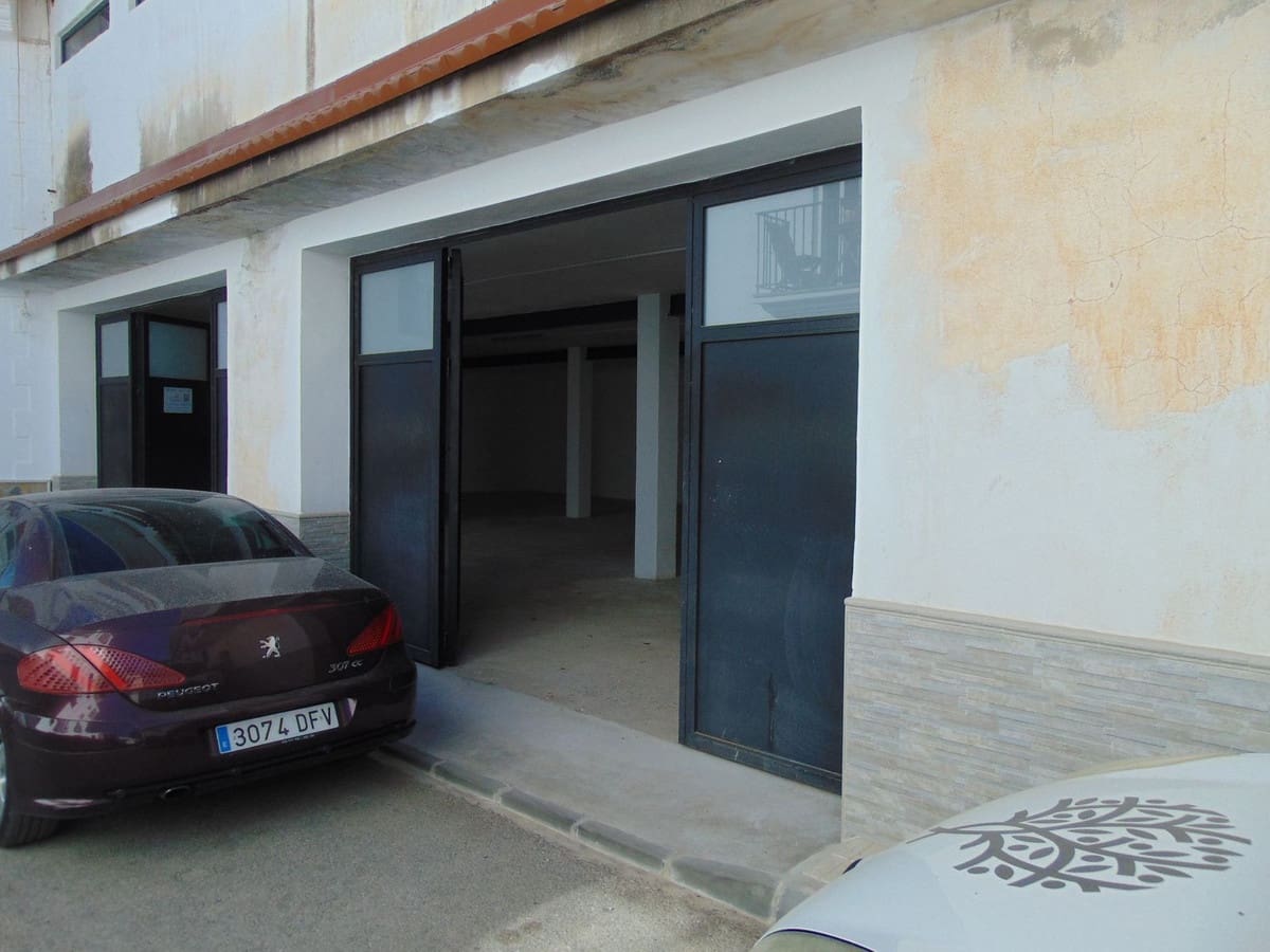 Commercieel te koop in Alhaurin el Grande - € 650.000 (Ref: 9193075)