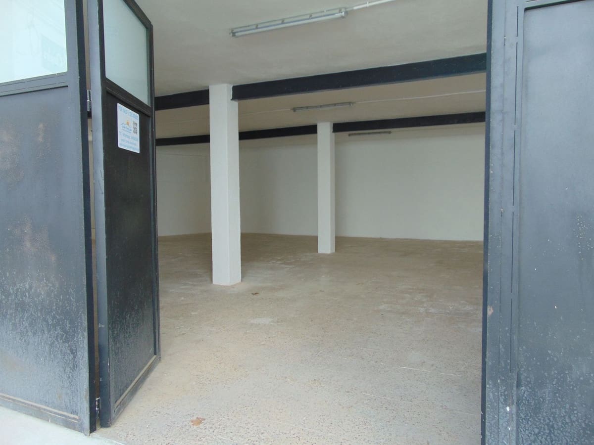 Commercial for sale in Alhaurin el Grande - € 585,000 (Ref: 9193075)