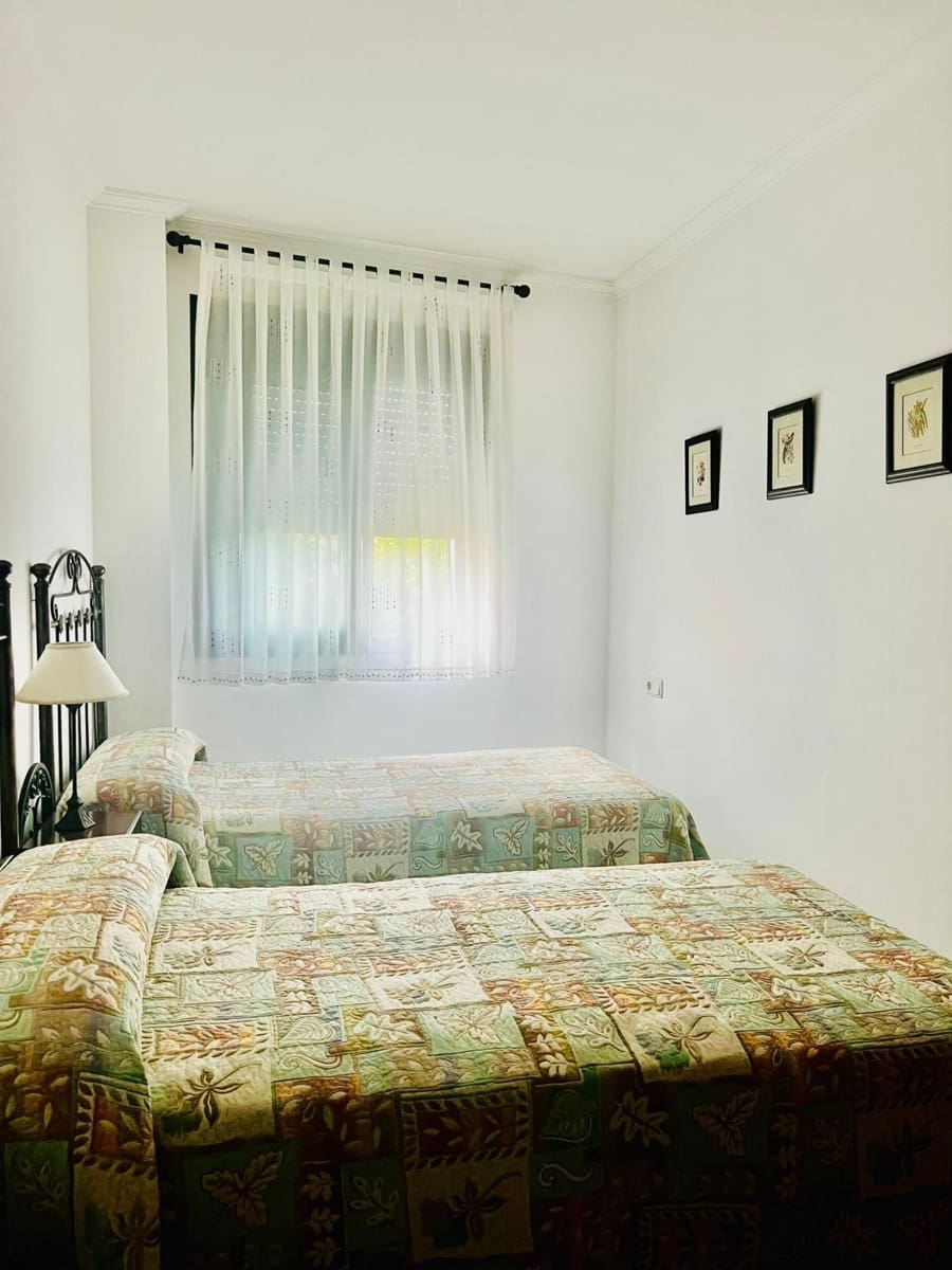 2 chambre Appartement à vendre à Guaro avec garage - 180 000 € (Ref: 9194868)