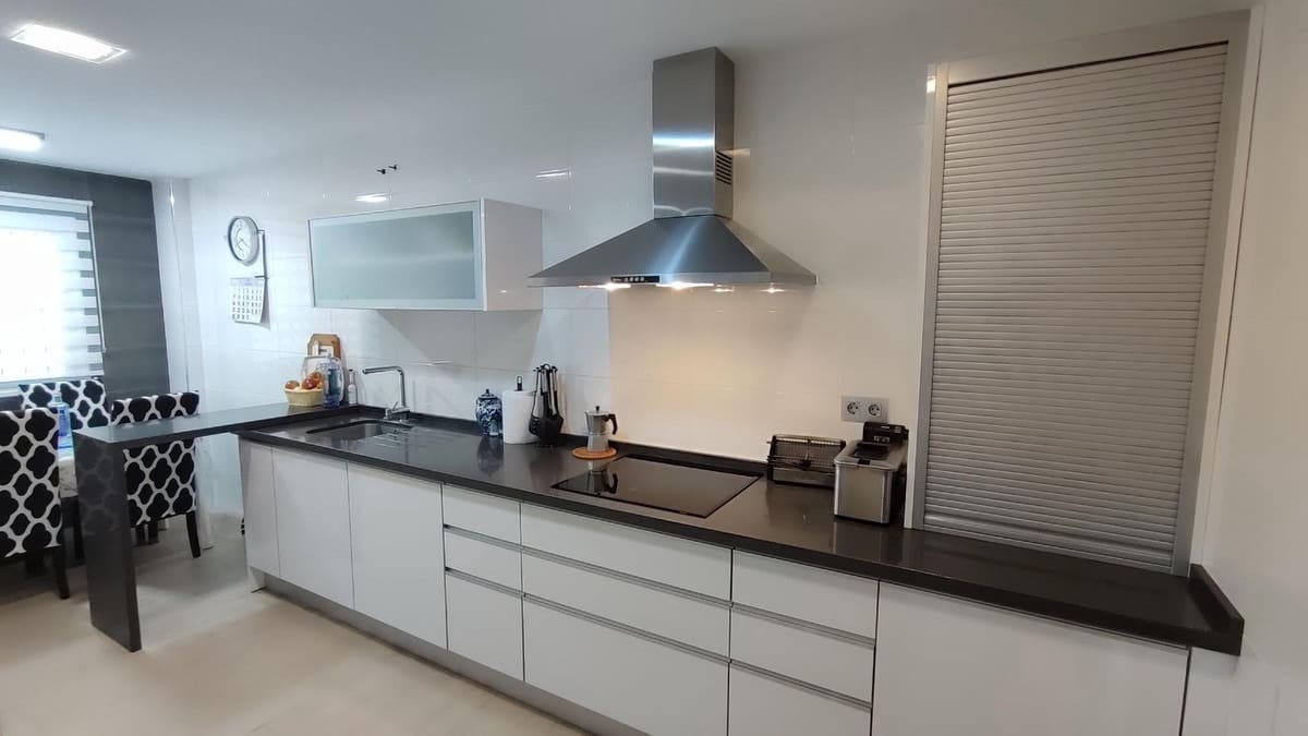 3 sypialnia Apartament na sprzedaż w Pizarra z garażem - 283 000 € (Ref: 9258000)