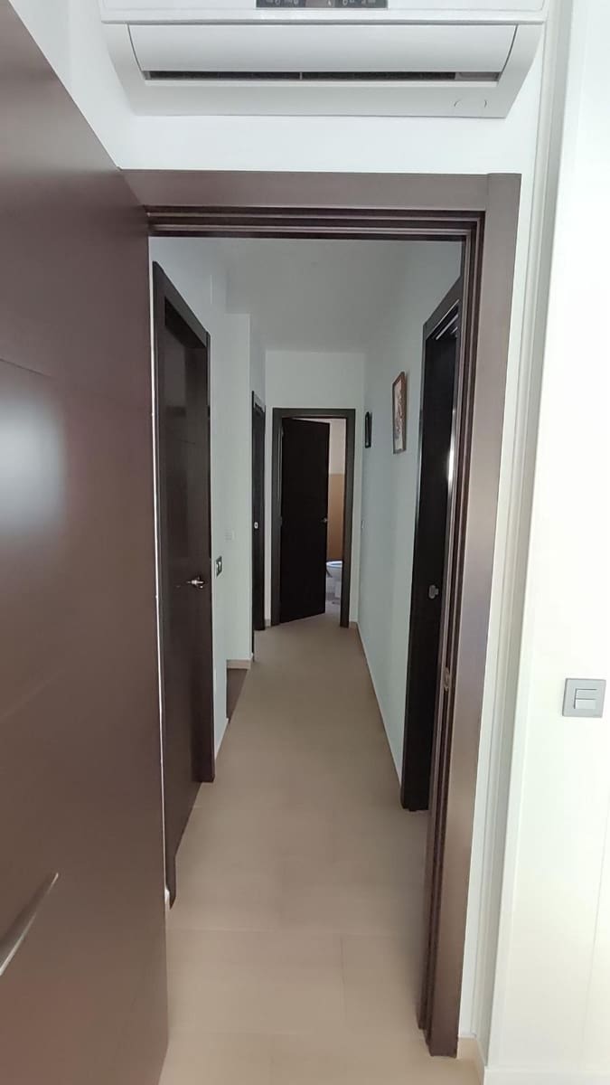 3 bedroom Apartment for sale in Pizarra with garage - € 275,000 (Ref: 9258000)