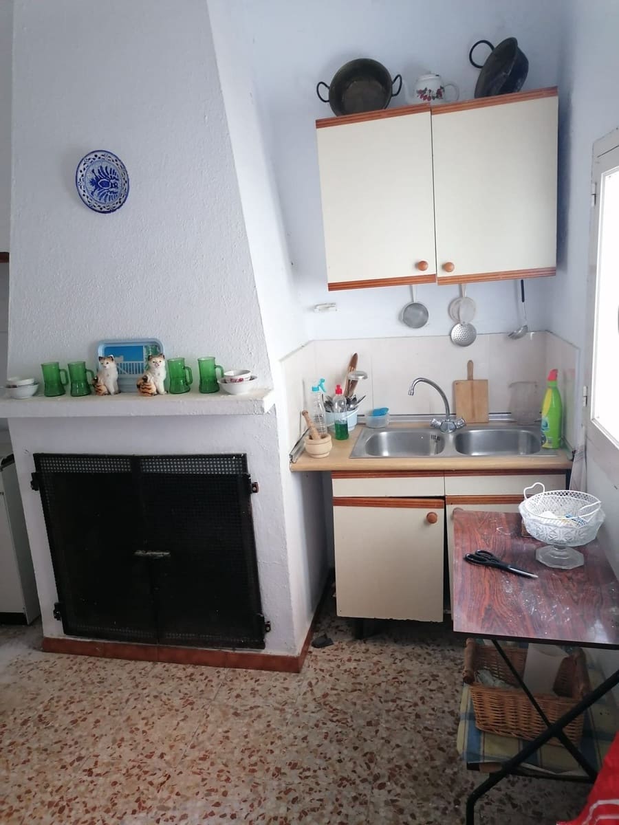 Chalet de 3 habitaciones en Alozaina en venta - 175.000 € (Ref: 9288394)