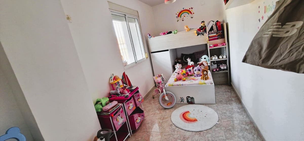 3 bedroom Semi-detached Villa for sale in Malaga city - € 335,000 (Ref: 9288395)