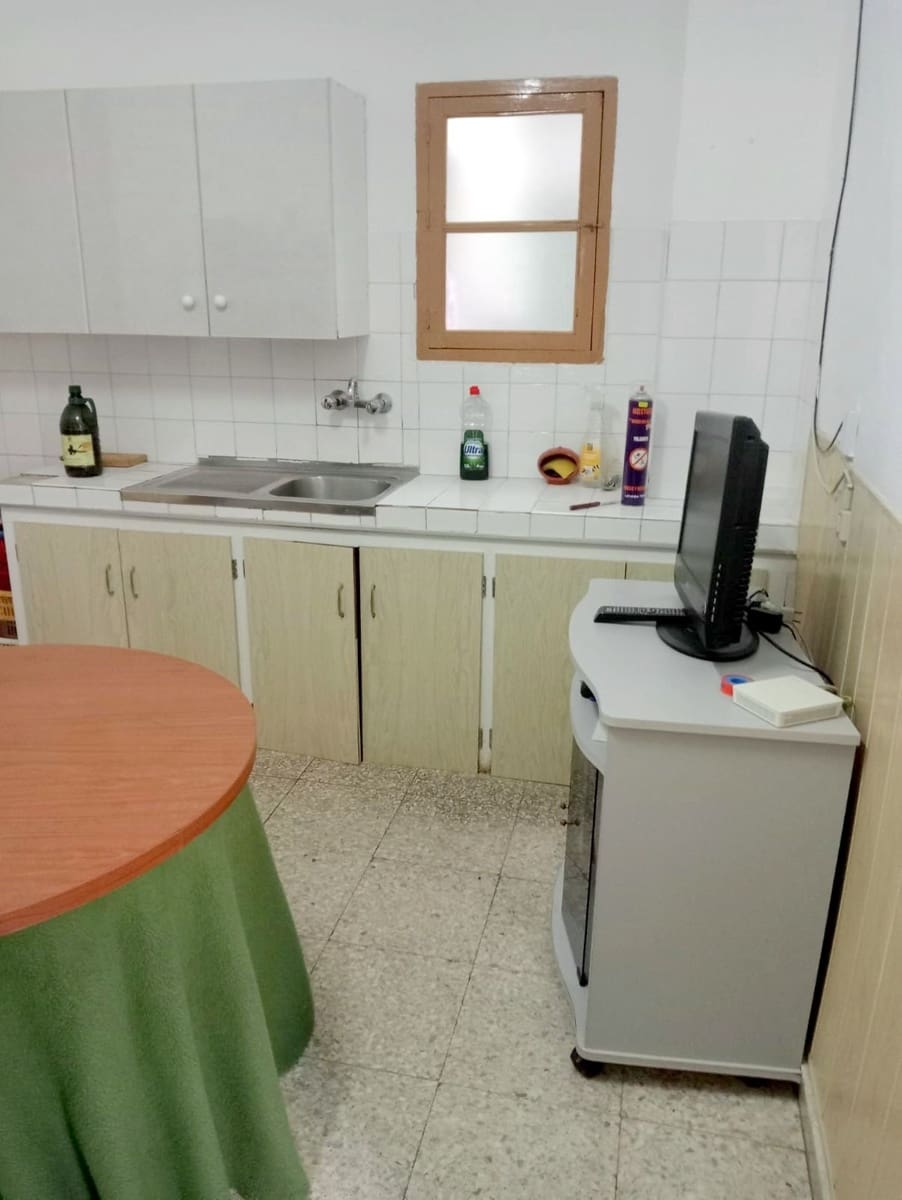 4 soveværelse Byhus til salg i Villanueva del Trabuco - € 90.000 (Ref: 9297864)