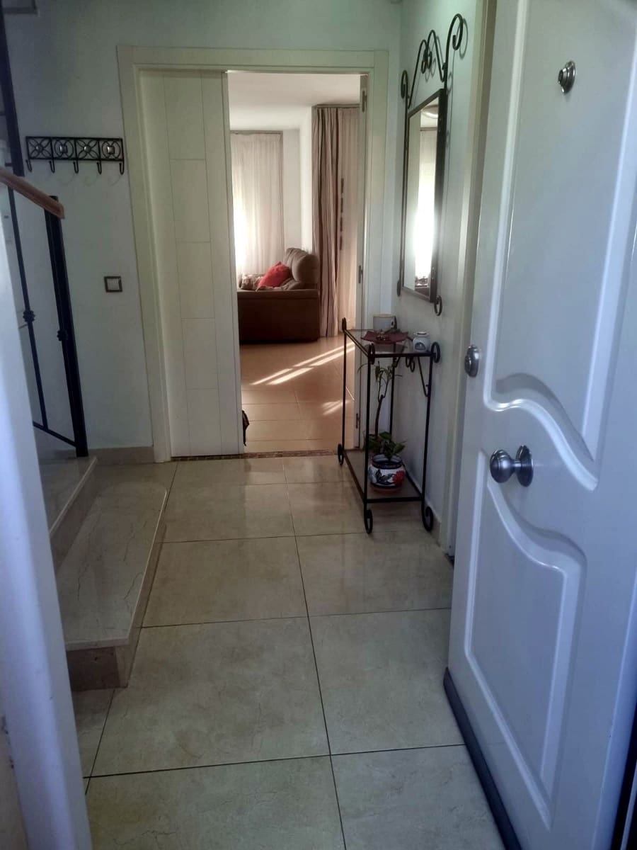 3 camera da letto Villetta Bifamiliare in vendita in Malaga citta con piscina garage - 505.000 € (Rif: 9306969)