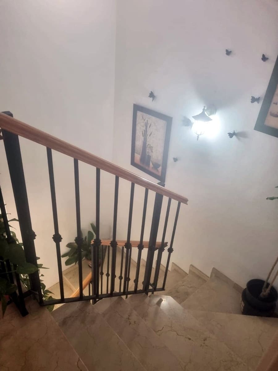 3 bedroom Semi-detached Villa for sale in Malaga city with pool garage - € 505,000 (Ref: 9306969)