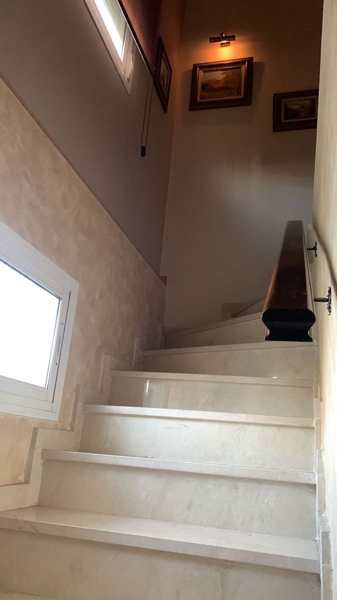 3 sypialnia Willa na sprzedaż w Alhaurin de la Torre z basenem garażem - 595 000 € (Ref: 9325222)