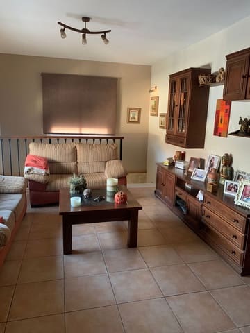 3 sypialnia Willa na sprzedaż w Alhaurín de la Torre z basenem garażem - 580 000 € (Ref: 9325222)