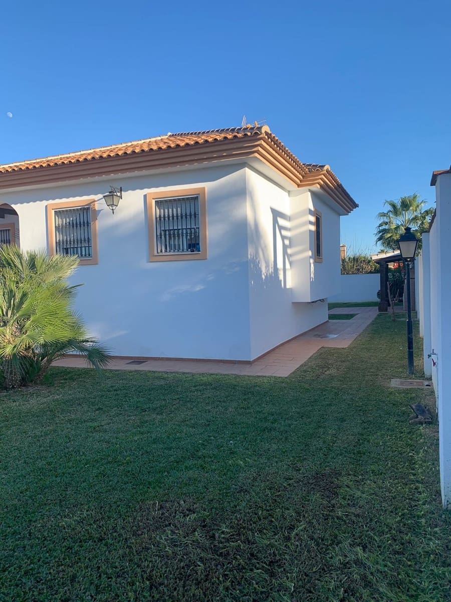 3 chambre Villa/Maison à vendre à Alhaurin de la Torre avec piscine garage - 580 000 € (Ref: 9325222)