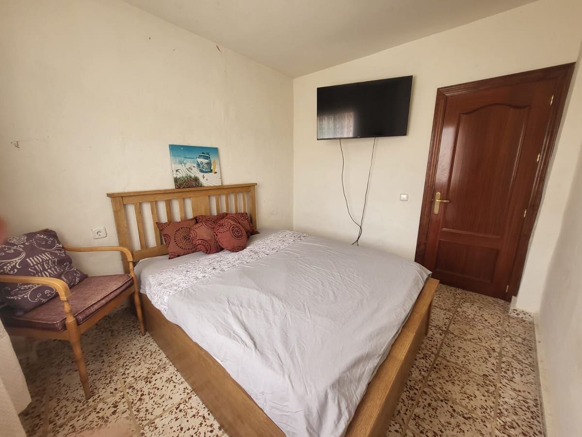 2 bedroom Finca/Country House for sale in Almogia with garage - € 160,000 (Ref: 9331735)