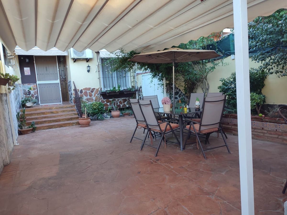 4 slaapkamer Huis te koop in Alhaurin de la Torre met zwembad garage - € 452.000 (Ref: 9369304)