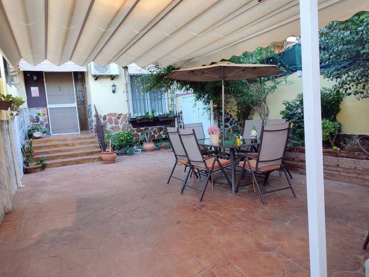 4 slaapkamer Huis te koop in Alhaurin de la Torre met zwembad garage - € 452.000 (Ref: 9369304)