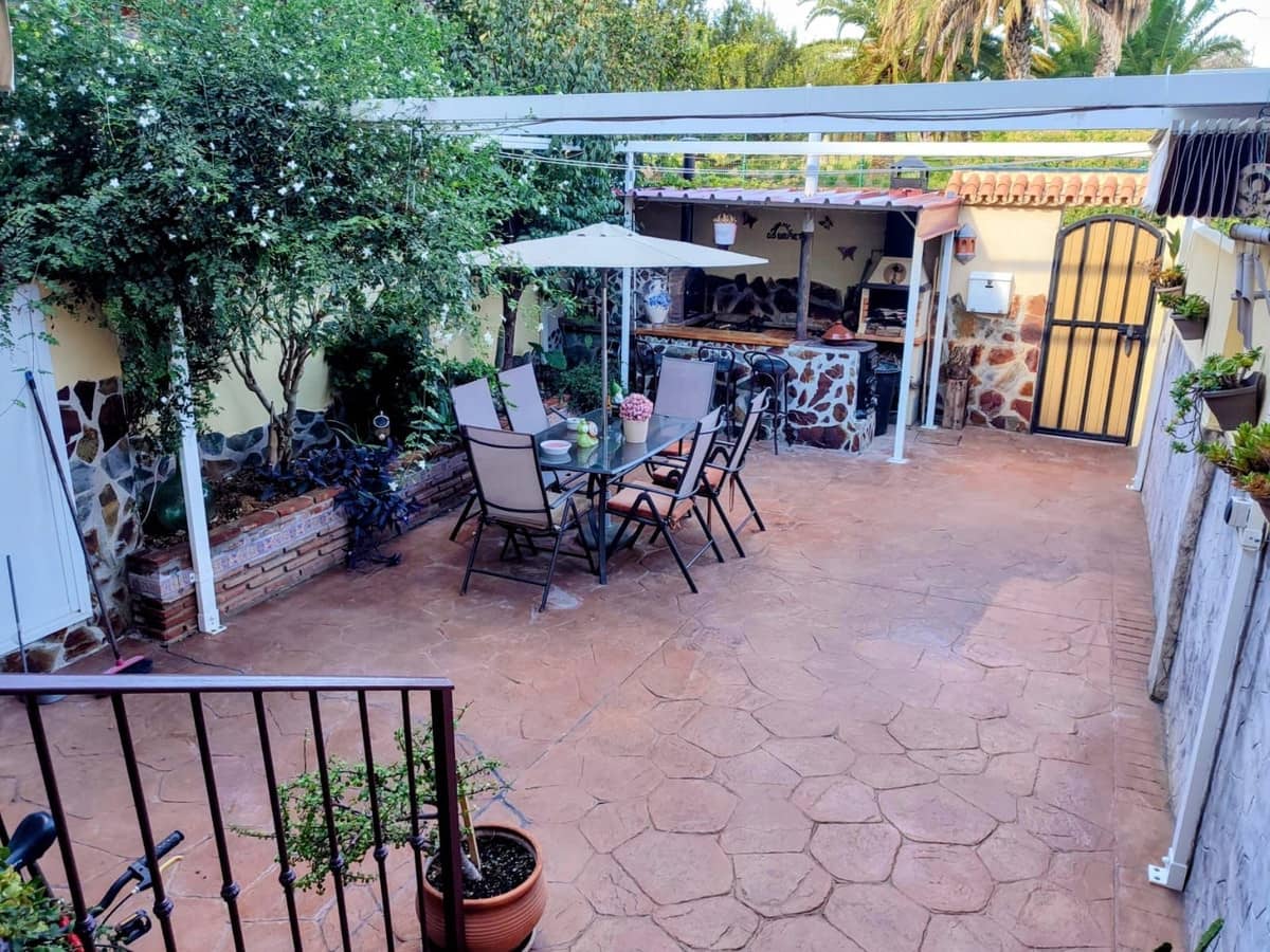 4 slaapkamer Huis te koop in Alhaurin de la Torre met zwembad garage - € 452.000 (Ref: 9369304)