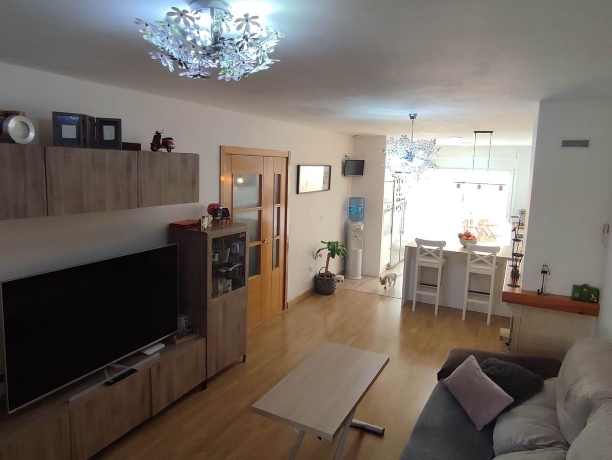 Casa de 4 habitaciones en Alhaurín de la Torre en venta con piscina garaje - 452.000 € (Ref: 9369304)