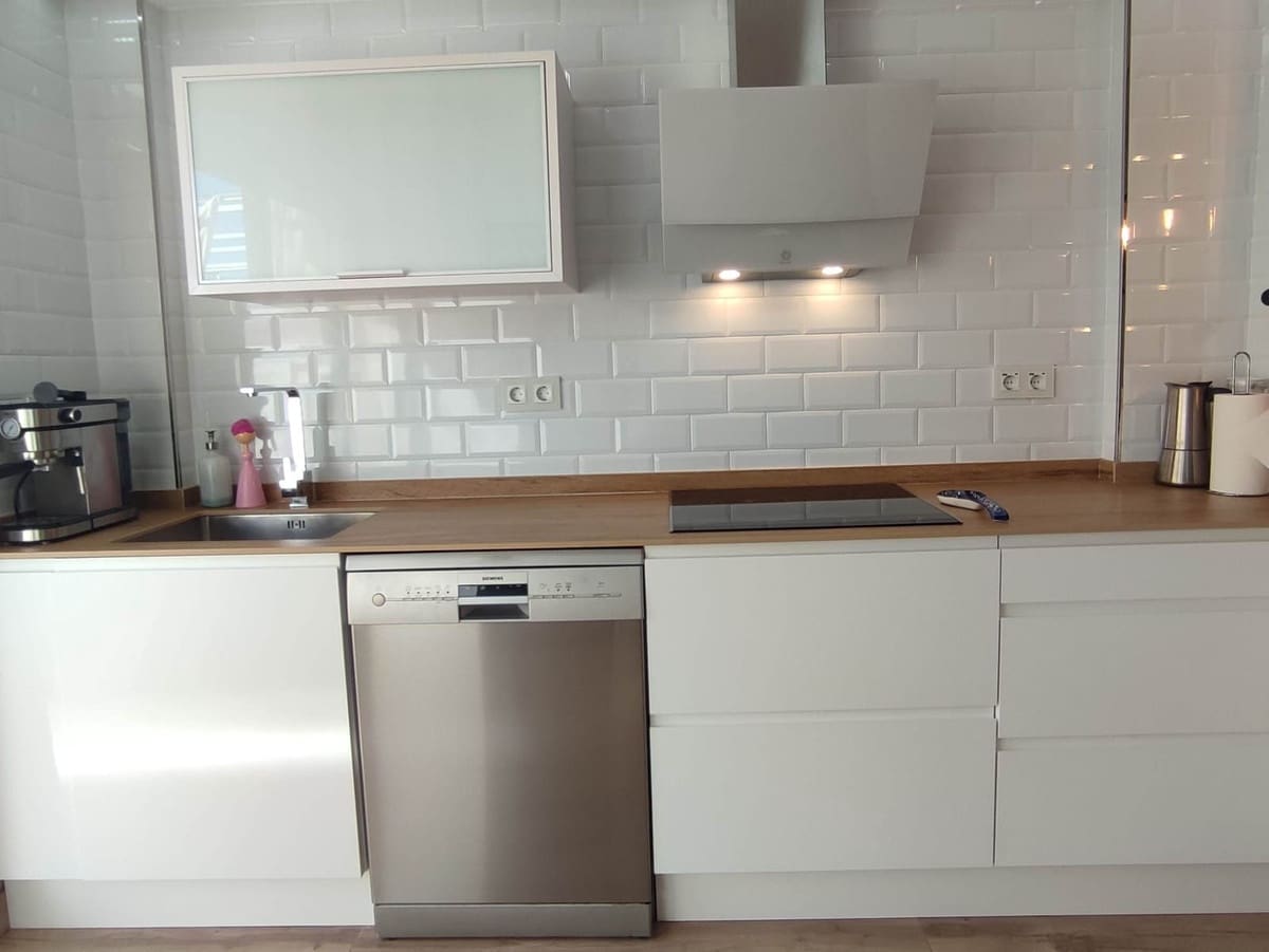 Casa de 4 habitaciones en Alhaurín de la Torre en venta con piscina garaje - 452.000 € (Ref: 9369304)