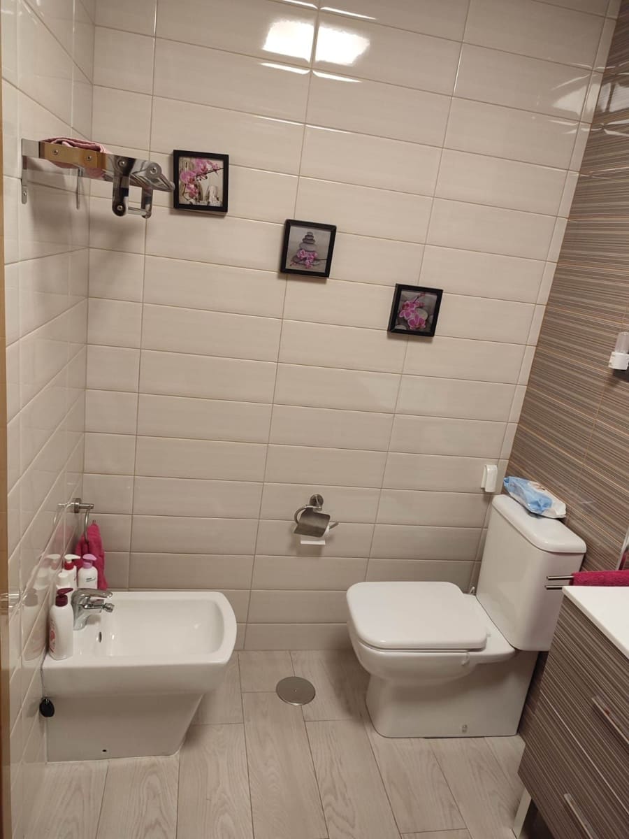 Casa de 4 habitaciones en Alhaurín de la Torre en venta con piscina garaje - 452.000 € (Ref: 9369304)