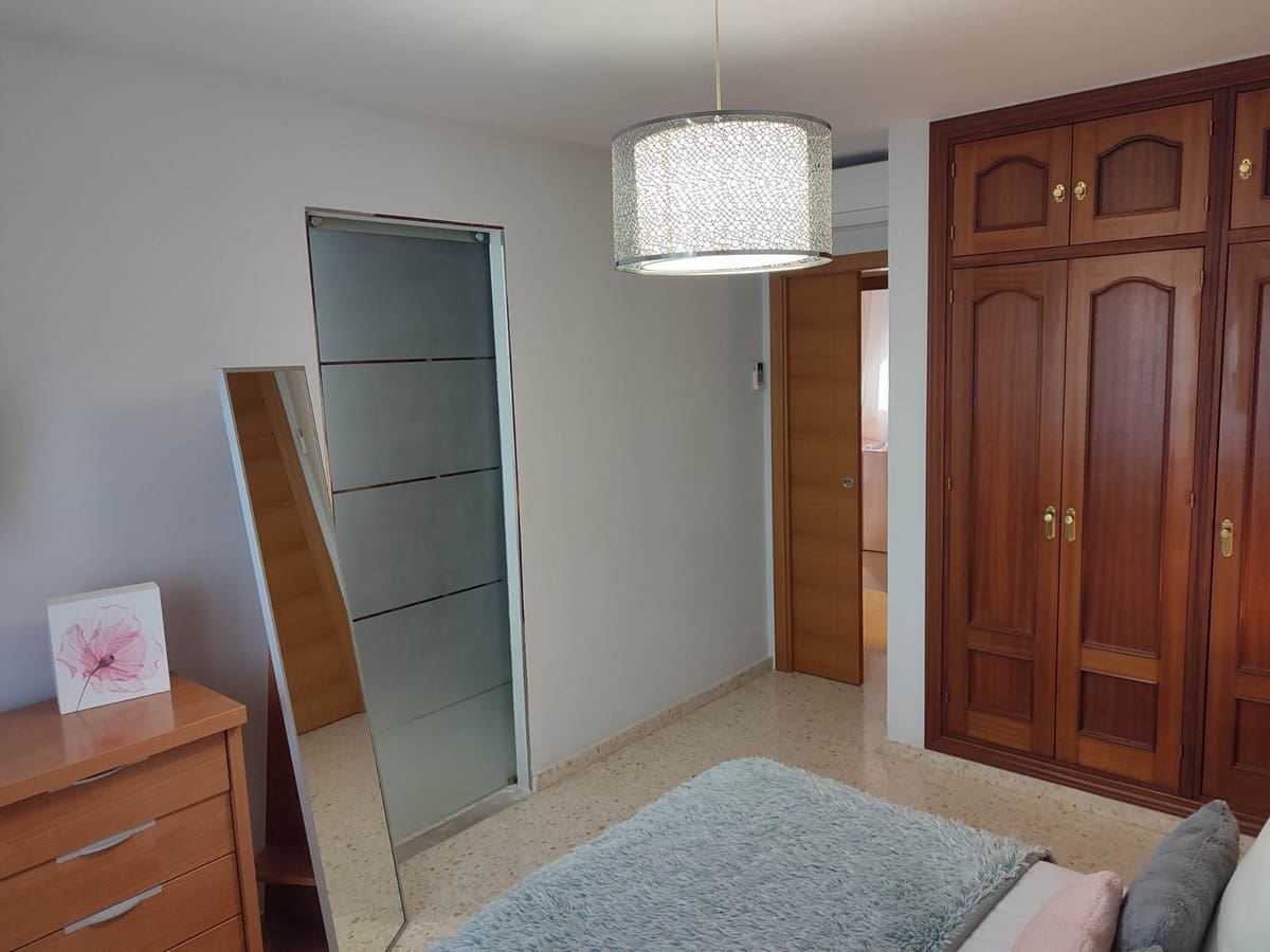 Casa de 4 habitaciones en Alhaurín de la Torre en venta con piscina garaje - 452.000 € (Ref: 9369304)