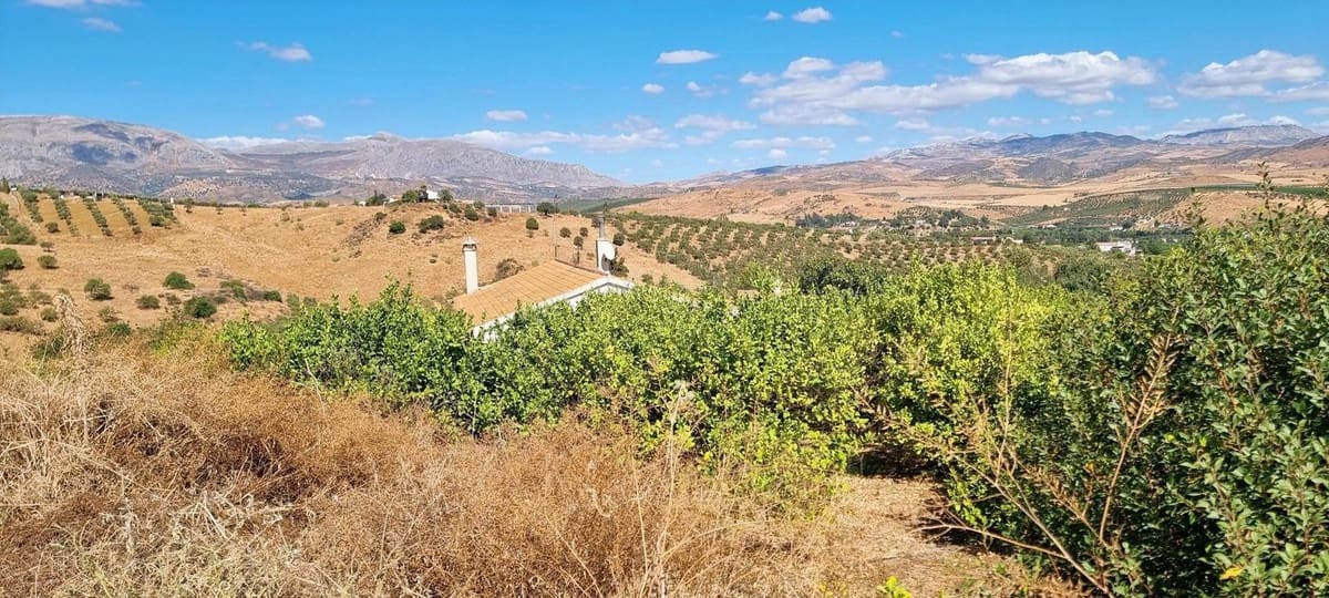 7 soverom Finca/Herregård til salgs i Alora med garasje - € 299 000 (Ref: 9378262)