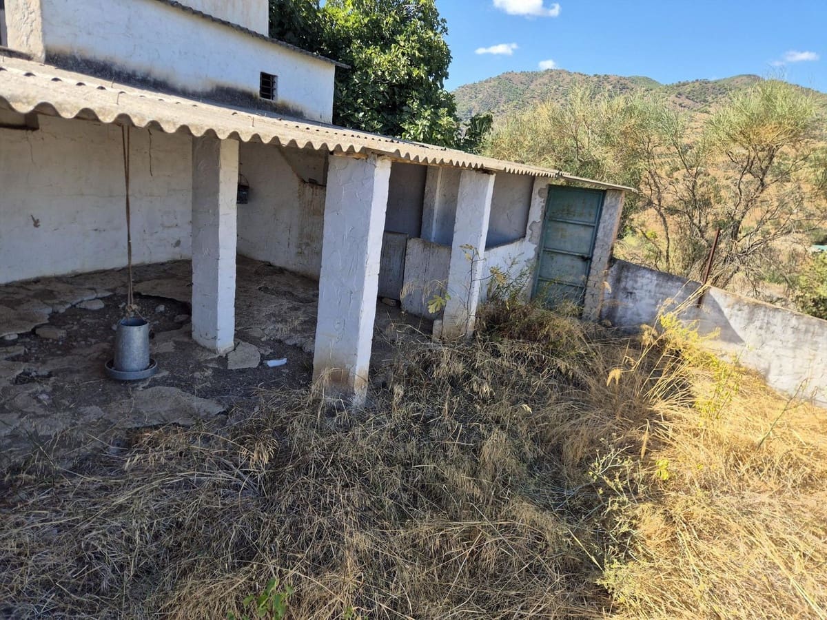 7 soverom Finca/Herregård til salgs i Alora med garasje - € 299 000 (Ref: 9378262)